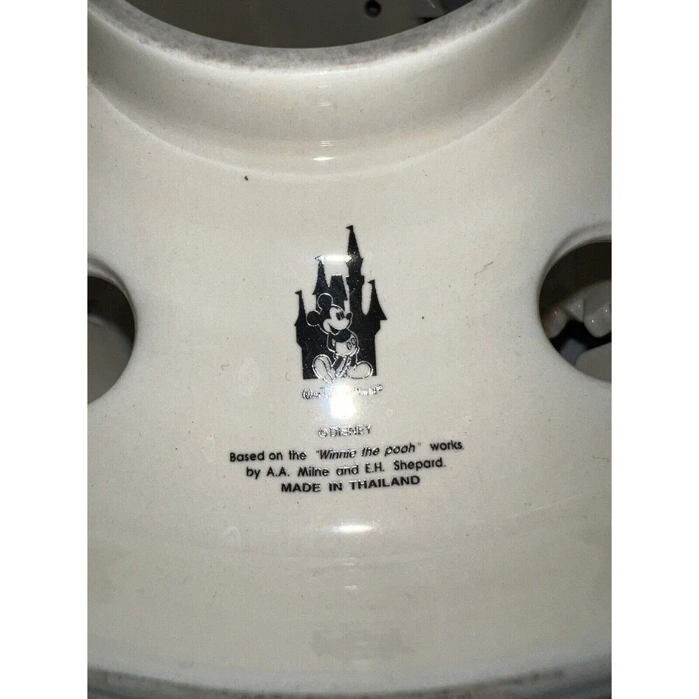 Disney Parks Winnie the Pooh & Friends Ceramic Jar Candle Lamp Shade Topper Only
